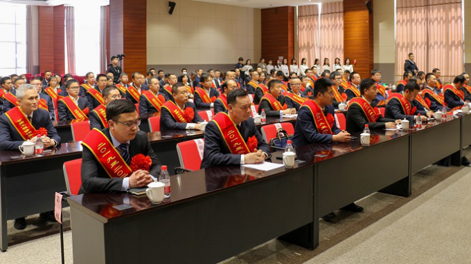 甘肅工程咨詢集團(tuán)召開(kāi)2019—2020年度勞動(dòng)模范<br/>暨2020年度先進(jìn)單位先進(jìn)集體先進(jìn)工作者表彰大會(huì)