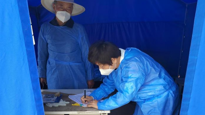 甘肅省招標咨詢集團有限責(zé)任公司駐村幫扶隊：奮戰(zhàn)防疫一線 勇保群眾安康